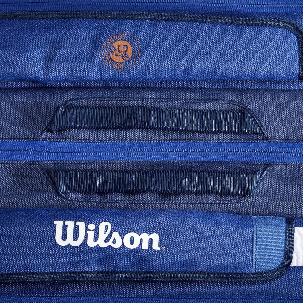 Wilson Tennis-Racketbag Super Tour Roland Garros (Schlägertasche, 3 Hauptfächer) Navyblau 15er 8 Wilson Tennis-Racketbag Super Tour Roland Garros (Schlägertasche, 3 Hauptfächer) Navyblau 15er – Bild 6
